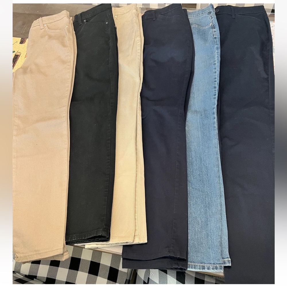 Gloria Vanderbilt Lot Of 5 Womens Jeans/slacks/capris Size 4 & 6